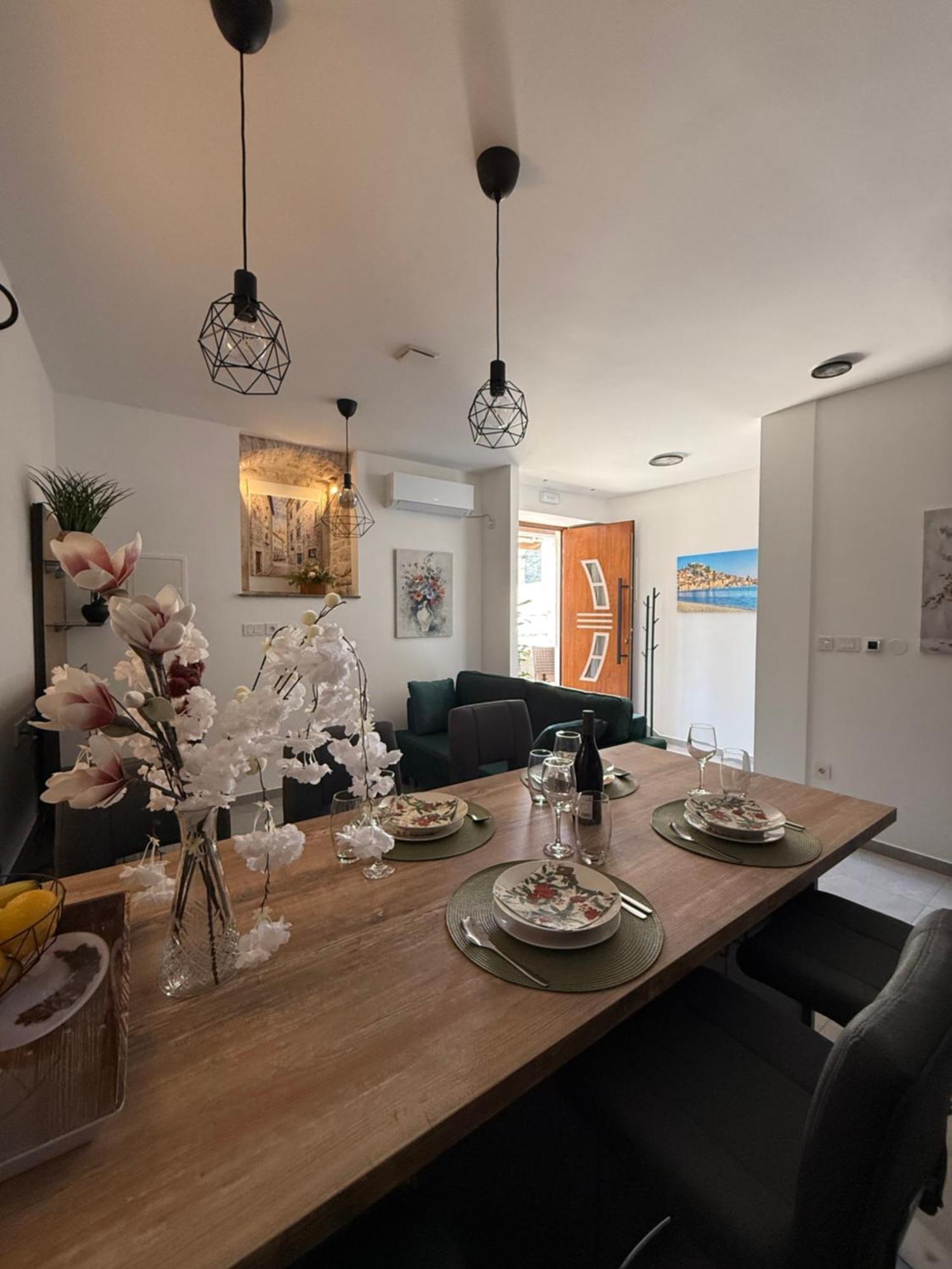 Apartment Batinica ชิเบนิก ภายนอก รูปภาพ