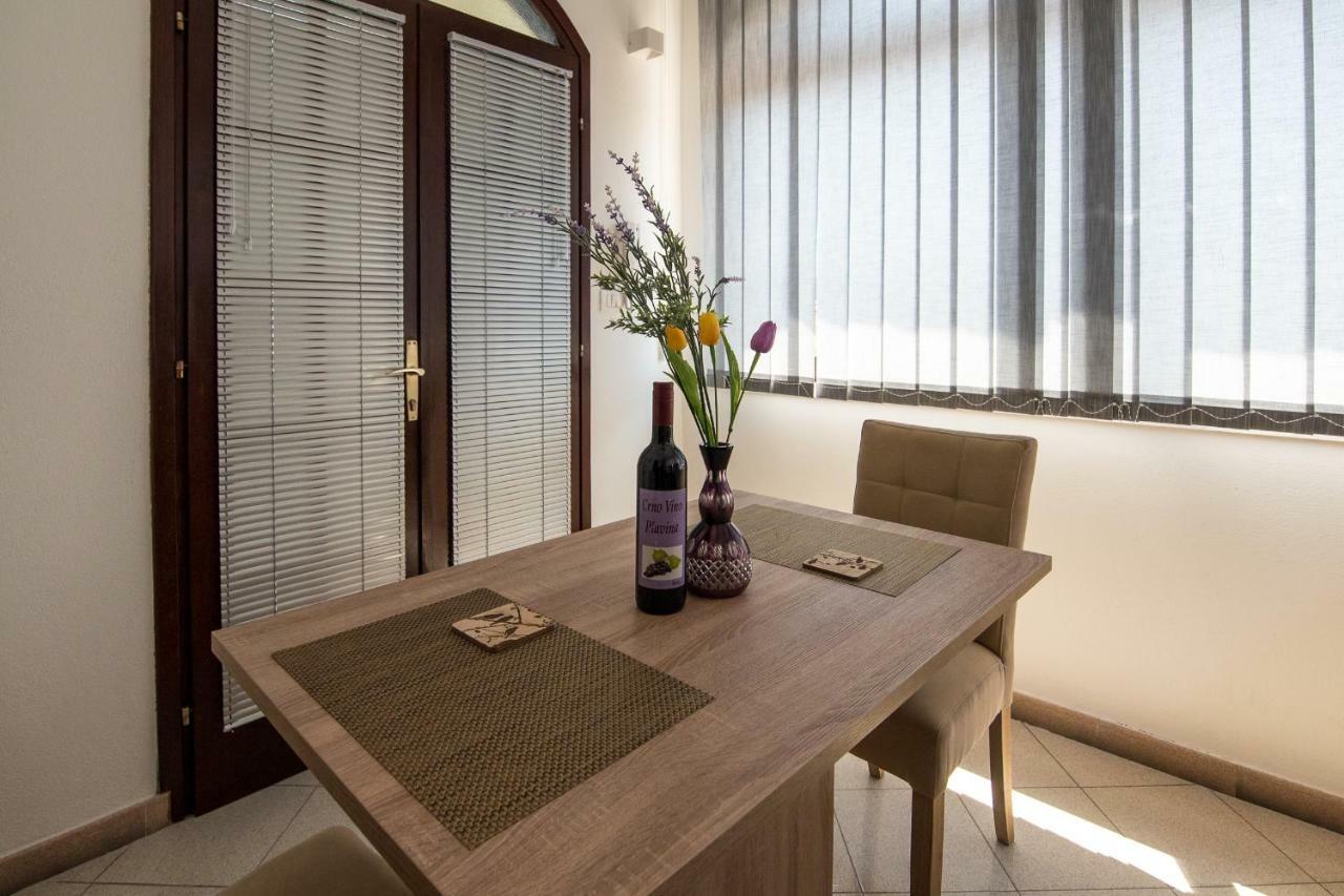 Apartment Batinica ชิเบนิก ภายนอก รูปภาพ